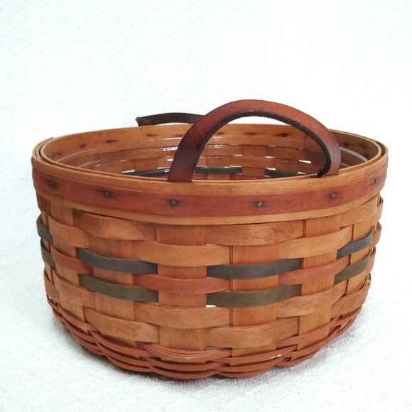 Longaberger Basket Handwoven w/ Leather Handles - Picture 4 of 8